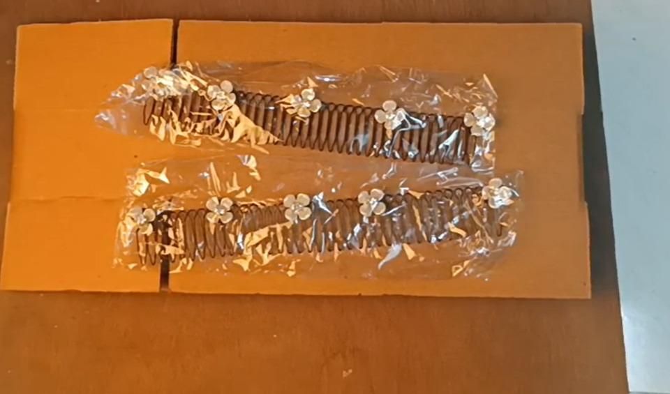 Invisible Sleek™ Hair Fixer Comb (Pack of 2)